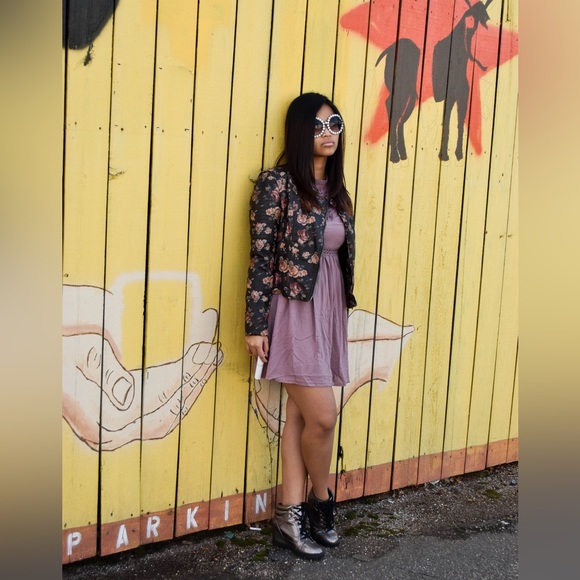 FOREVER 21 DARK FLORAL FAUX LEATHER JACKET - Picture 2 of 10